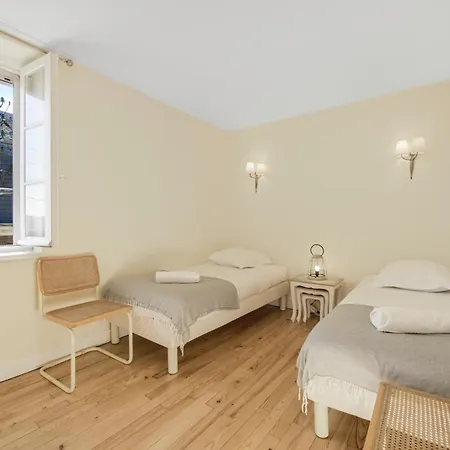Дом отдыха La Maison De Roselyne 5 Pers 250m Du Centre *