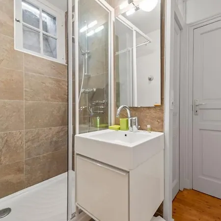 La Maison De Roselyne 5 Pers 250m Du Centre بيت للعطل