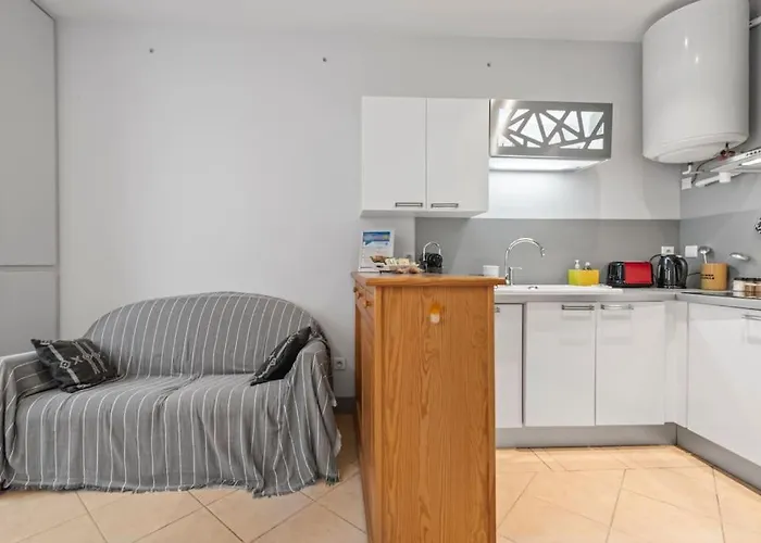 La Maison De Roselyne 5 Pers 250m Du Centre Tatil Evi