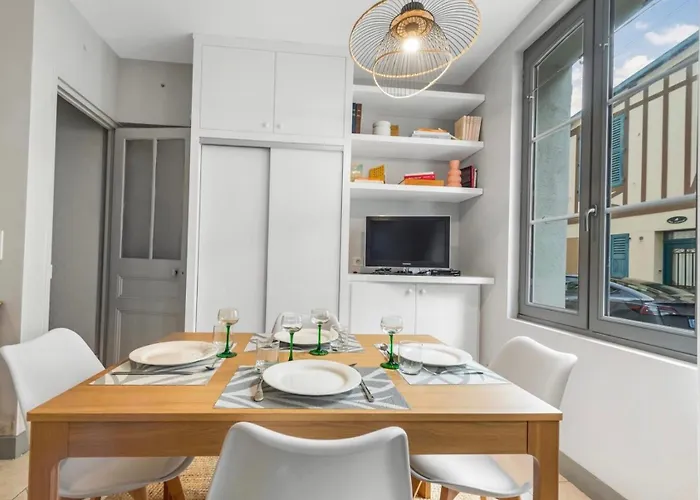 La Maison De Roselyne 5 Pers 250m Du Centre Semesterbostad *